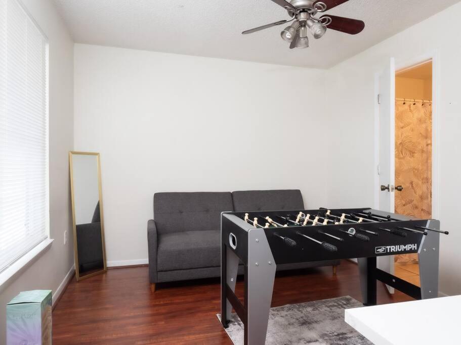 Spacious Condo Mins To Shands, University, & Downtown! Gainesville Eksteriør billede